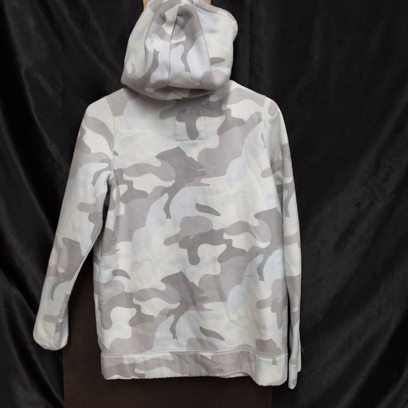 Hollister Beige Hoodie*has flaws* (see pics) price reduced for flaws - Picture 9 of 11